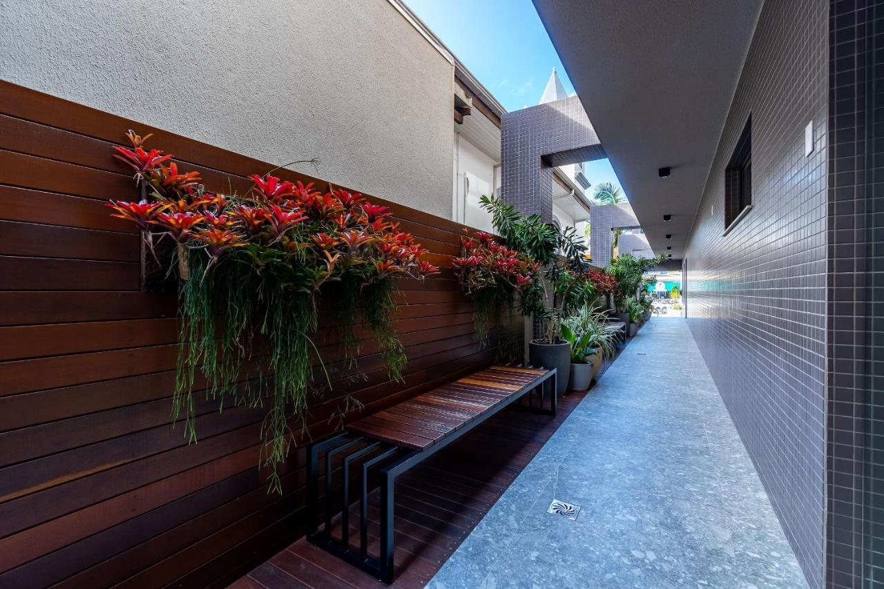 Aion Suites 103 - Compacto E Luxuoso Loft - Rooftop Com Piscina E Academia - A Poucos Passos Da Praia Bombinhas Exterior photo