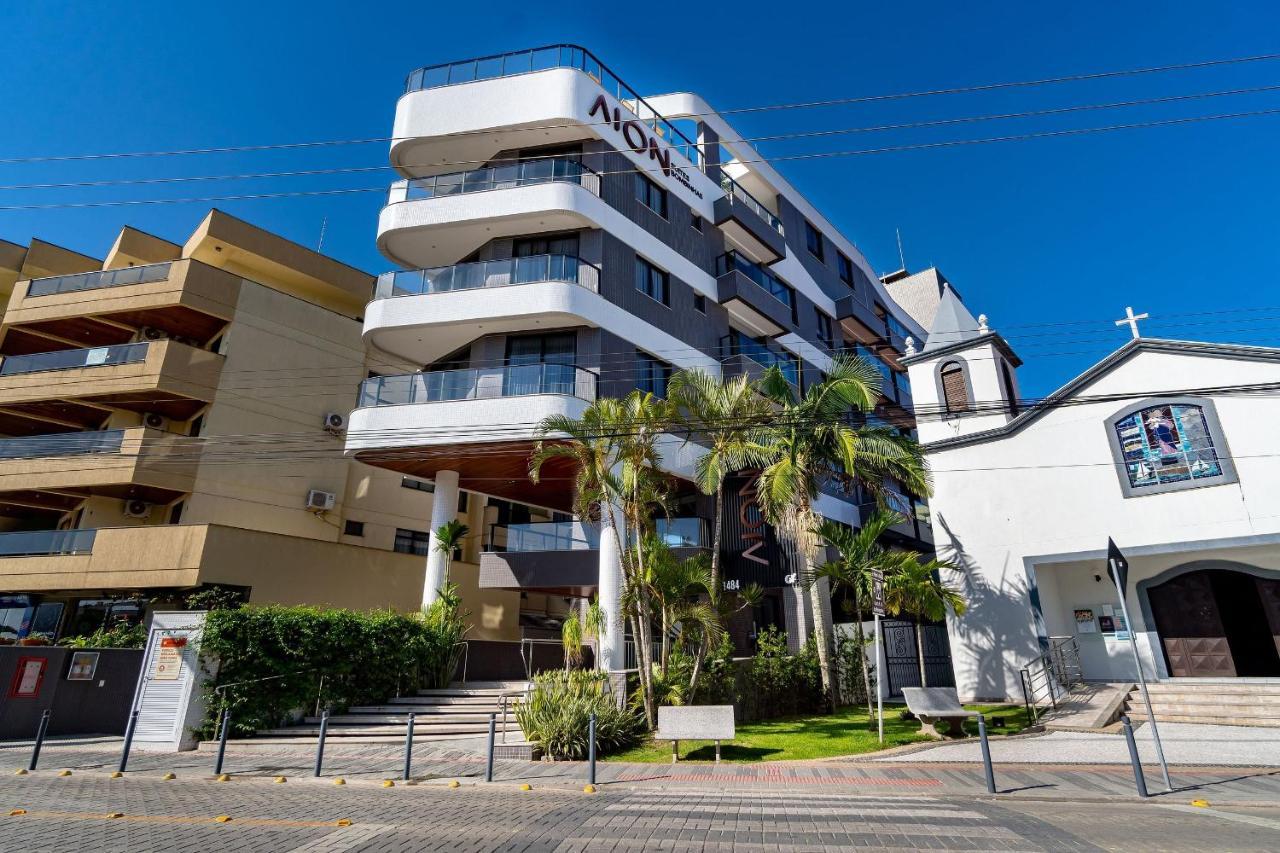 Aion Suites 103 - Compacto E Luxuoso Loft - Rooftop Com Piscina E Academia - A Poucos Passos Da Praia Bombinhas Exterior photo